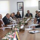 الزراعة تعقد اجتماعًا تشاركيًا مع اتحاد شركات مصدري التمور لمناقشة معايير توزيع الكوتا.