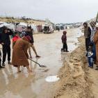 شاهد: الأمطار تتحول لمعاناة كارثية في قطاع غزة