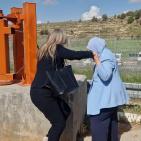 غنام تطلع نائب مستشار الأمن القومي البريطاني على معاناة المواطنين