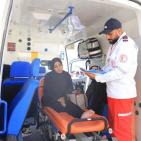 بالصور: عملية إجلاء جديدة لـ33 مريضا من غزة عبر معبر رفح