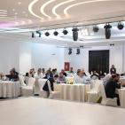 شركة CFI تعقد دورة تدريبية مجانية لتعليم التداول في مدينة الخليل