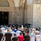 70 ألفا يؤدون صلاة الجمعة في المسجد الأقصى