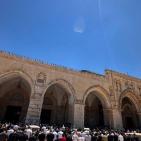70 ألفا يؤدون صلاة الجمعة في المسجد الأقصى