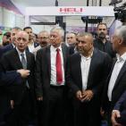 وزير الصناعة يفتتح فعاليات النسخة السابعة من معرض الغذاء في فلسطين 2026