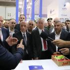 وزير الصناعة يفتتح فعاليات النسخة السابعة من معرض الغذاء في فلسطين 2026