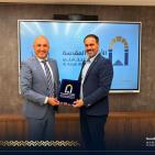 شركة الأراضي المقدسة للتأمين التكافلي والبنك الإسلامي الفلسطيني يبرمان اتفاقية تعاون تمهيداً للاكتتاب العام الأولي