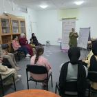 جمعية المرأة العاملة تختتم سلسلة لقاءات المجموعة الداعمة في مخيم الجلزون
