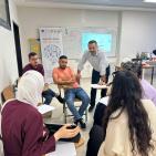 25 خريجاً وخريجة يختتمون تدريبهم ضمن برنامج
