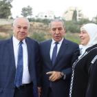 بلدية البيرة تفتتح مدرسة عبد الجواد صالح