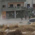 الاحتلال يهدم منازل 3 شهداء ويغلق الرابع بالاسمنت في قريتي دير ابو مشعل وسلواد 