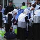 بالصور.. بدء مغادرة الفوج الأول من حجاج غزة عبر معبر رفح