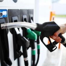 أسعار المحروقات والغاز في فلسطين لشهر 1 يناير/ كانون الثاني 2026