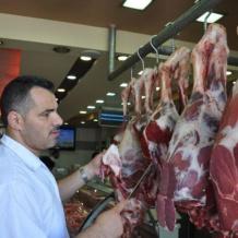 خاص| أزمة مؤقتة في سوق اللحوم بعد توقف مسلخ رام الله والبيرة