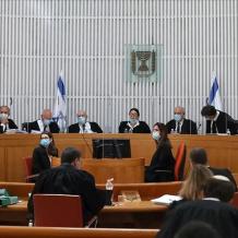 "المحكمة العليا" الإسرائيلية تجمد قرار الحكومة منع منظمات الإغاثة من العمل في غزة