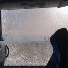 اصابة 3 مستوطنين بعملية إطلاق نار على حافلة شمال أريحا
