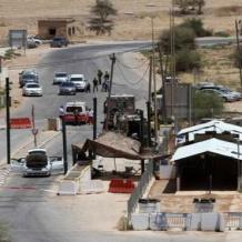 الاحتلال يمنع عشرات المعلمين من الوصول إلى مدارسهم في الأغوار الشمالية