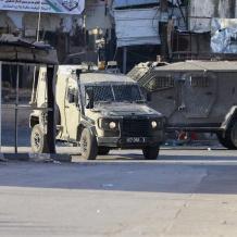 الاحتلال يعتقل شابا بعد اقتحام مخيم بلاطة ومحاصرة منزل