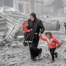 فرنسا تصدر مذكرتَي توقيف ضدّ إسرائيليتين إثر "التواطؤ في الإبادة الجماعية" بغزة