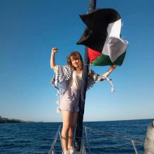 سفينة "مادلين" تقترب من غزة وسط تأهب إسرائيلي.. من أبرز الناشطين على متنها؟