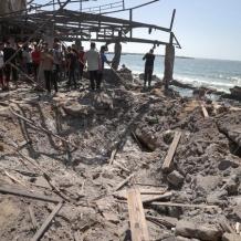 إصابات ومفقودون بانهيار عمارة سكنية في مخيم المغازي