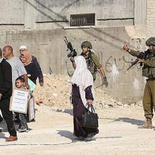 الاحتلال يواصل عدوانه على طوباس: عمليات تفتيش واحتجاز شبان