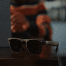 غوغل ستُطلق أول نظاراتها المدعومة بالذكاء الاصطناعي في 2026