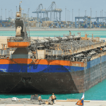 ميناء السخنة المصري يدخل غينيس كأعمق حوض ميناء في العالم