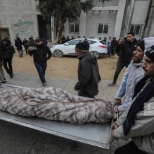 استشهاد طبيب برصاص الاحتلال شرق خان يونس