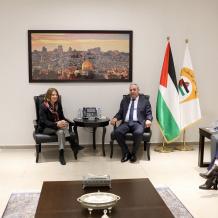 الشيخ يبحث مع النرويج المستجدات الراهنة