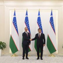 وزير خارجية أوزبكستان يتسلم أوراق اعتماد سفير دولة فلسطين الجديد