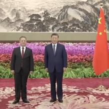 السفير جواد عواد يقدم أوراق اعتماده للرئيس الصيني