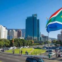 جنوب إفريقيا تعلن القائم بالأعمال الإسرائيلي شخصا غير مرغوب فيه وتطالبه بمغادرة البلاد