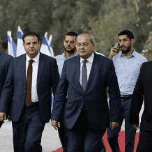 استطلاع: 12 مقعدا لقائمة عربية مشتركة والليكود أكبر حزب