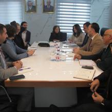 الوزير الميمي يبحث مع الوكالة الفرنسية للتنمية تعزيز المشاريع الاستراتيجية في قطاع المياه