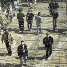 نتنياهو يصادق على إبعاد أسير محرر وآخر بالأسر من القدس إلى غزة وسحب إقامتهما