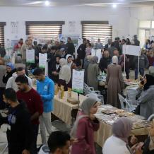 جمعية رجال الأعمال الفلسطينيين تشارك في معرض “إنتاجنا حياة” دعمًا للصناعات الغذائية المحلية