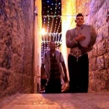 القدس.. الاحتلال يمنع مقدسيا من ممارسة مهنة المسحراتي في حي وادي الجوز