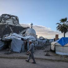 الاحتلال ينفذ عمليات نسف ويشن غارات في قطاع غزة