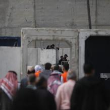 الاحتلال يشدد إجراءاته العسكرية على حاجزي قلنديا وبيت لحم