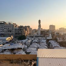 خاص| من الغذاء إلى الإيواء.. فجوات خطيرة في الاستجابة الإنسانية بقطاع غزة