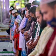 المفتي العام يصدر فتوى حول حكم صلاة الجمعة إذا وافق العيد يوم الجمعة