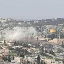 سقوط شظايا صاروخ إيراني قرب المسجد الأقصى