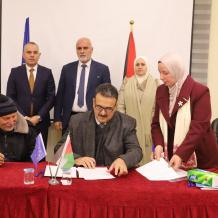 وزارة الزراعة: توقيع اتفاقيات دعم مشاريع لمزارعين مستوفين لتوثيق الأضرار في الخليل وبيت لحم