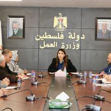 وزارة العمل تعزز صمود المواطنين في قلقيلية وتفتح آفاقاً جديدة للتشغيل والتدريب