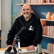 رياض مصطفى و"كويز نايت": 31 عاما في صناعة المعرفة