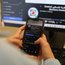 لجنة الانتخابات: إقبال غير مسبوق على المنصات الرقمية مع اقتراب يوم الاقتراع