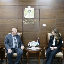 وزيرة العمل تبحث آفاق التعاون مع اتحاد صناعة الحجر والرخام