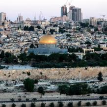 بعد إغلاق دام 40 يوما: إعادة فتح المسجد الأقصى أمام المصلين فجر الخميس