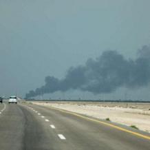 السعودية: توقف عمليات في منشآت طاقة وانخفاض الإنتاج 600 ألف برميل يومياً إثر هجمات إيرانية