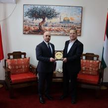 السفير عواد يستقبل رئيس الجالية الفلسطينية بمدينة شانغهاي